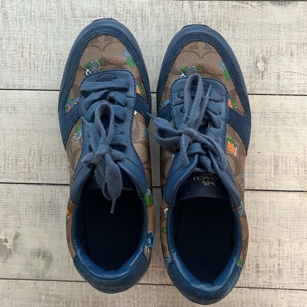 Coach blue and brown lace up tennis shoes-size 8